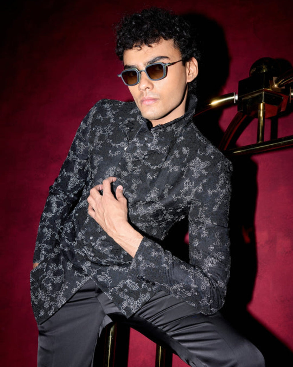 Kasuti Two Tone Floral Lapel Blazer