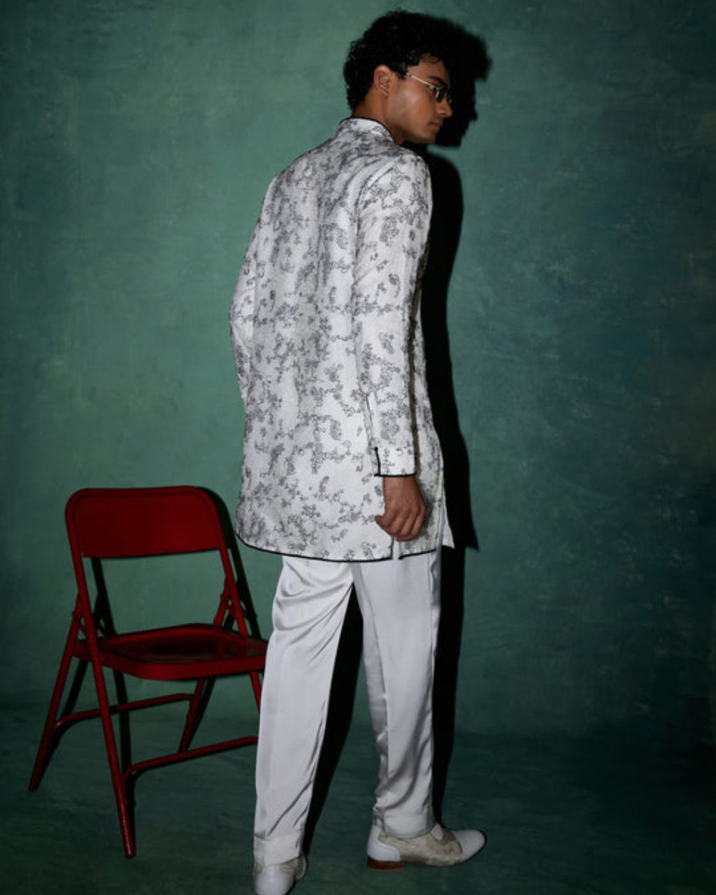 Kasuti Two Tone Floral Panel Kurta