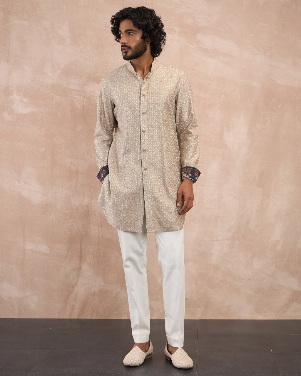 Antique Inara Motif Foe & Sb Kurta Set