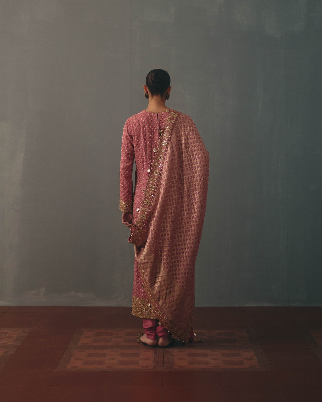 Mauve Hand Embroidered Star Kurta Set