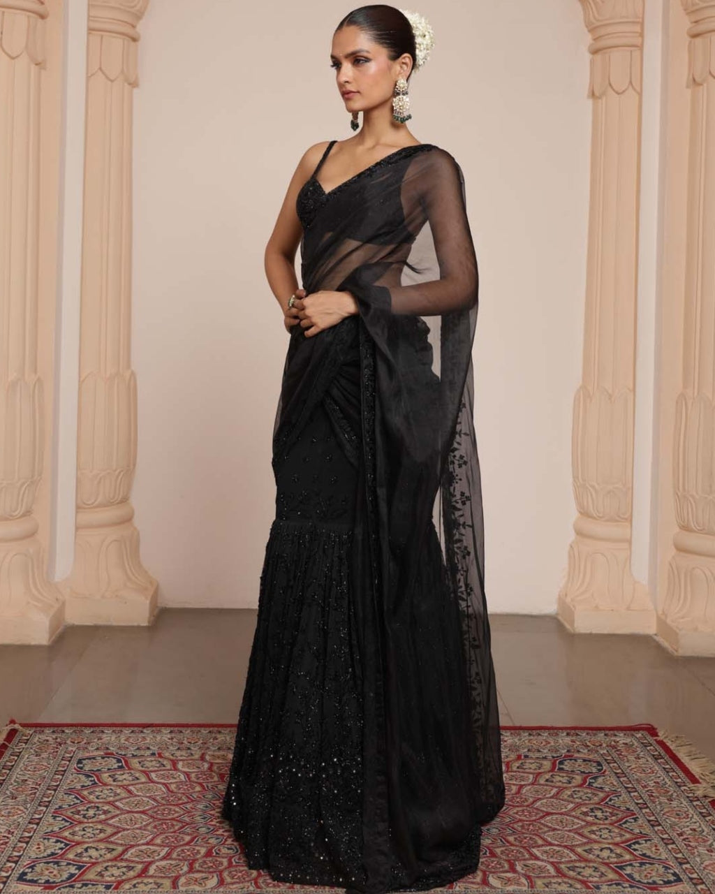 Black Hip Hug Tulle Sari Set