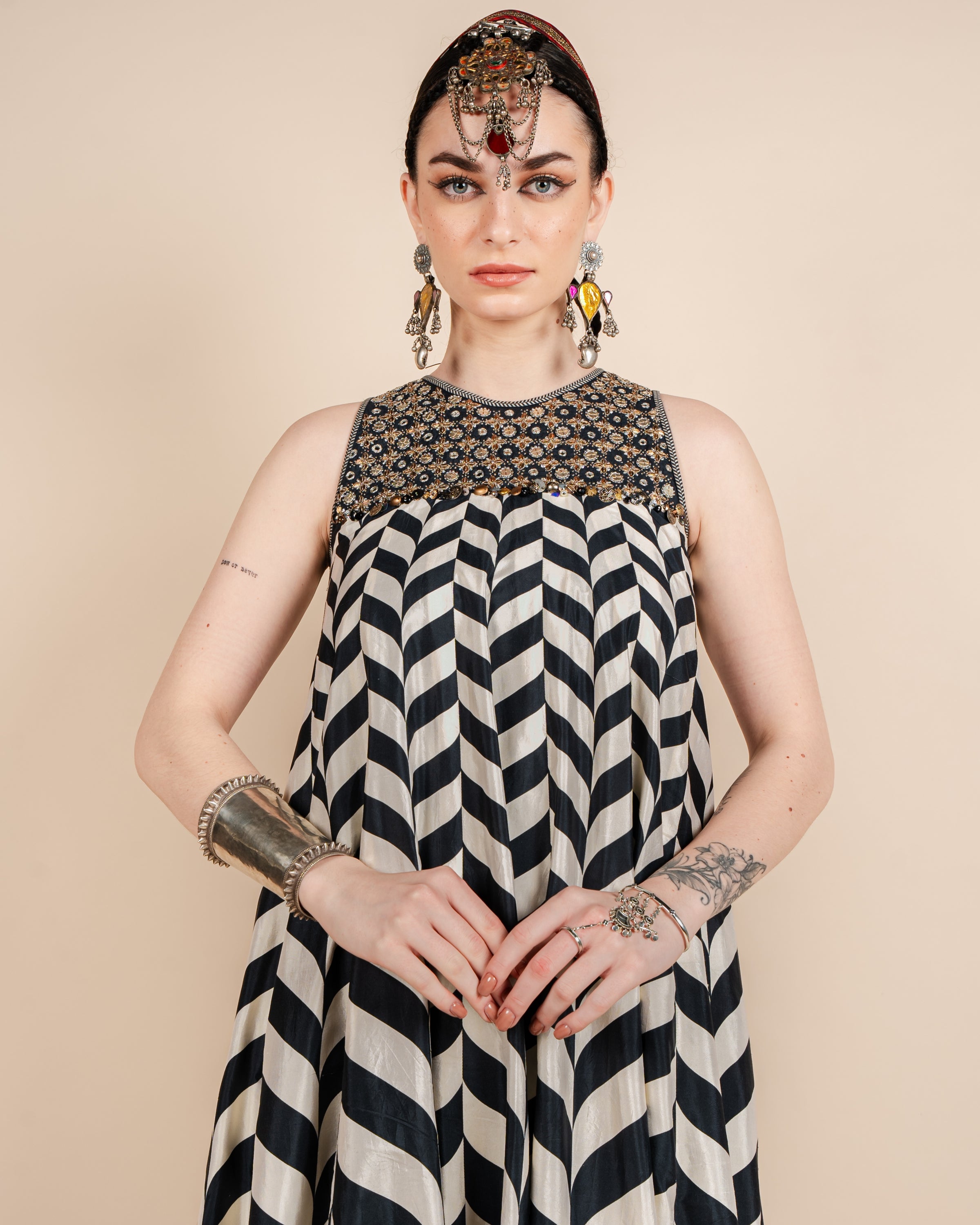 Chevron Maxi Dress L / 60 Chevron Maxi Dress L / 60