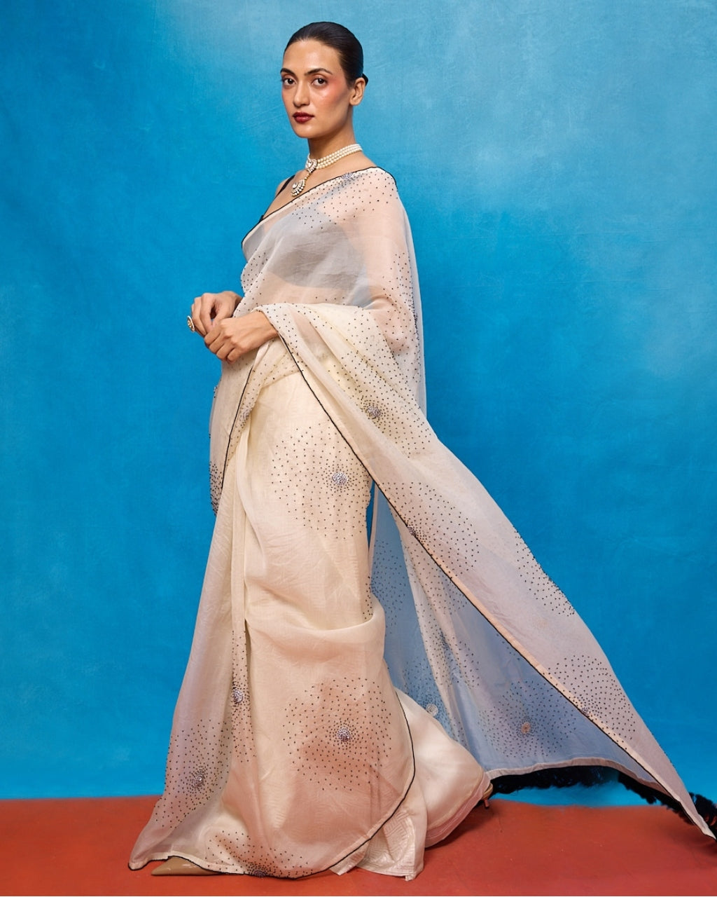 Handwoven Off-White Kora Banarasi Sari