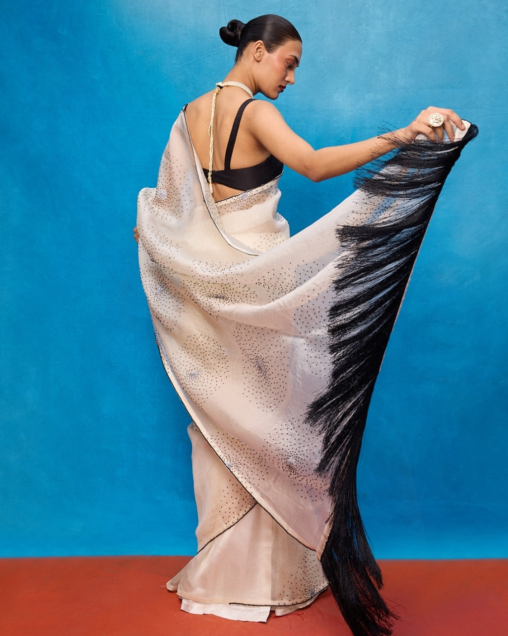 Handwoven Off-White Kora Banarasi Sari
