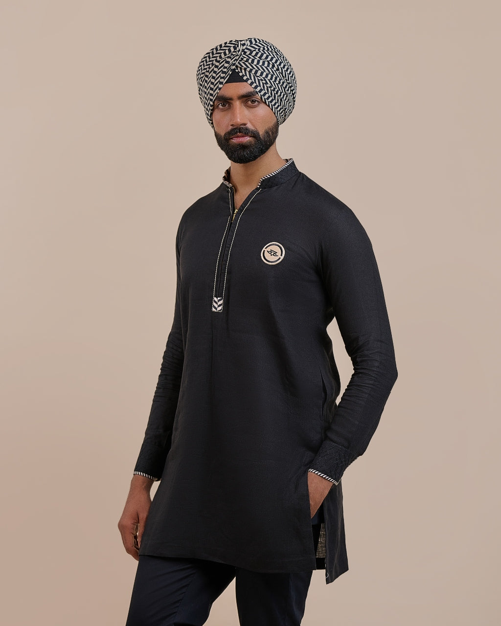Noir Phoenix Solid Kurta