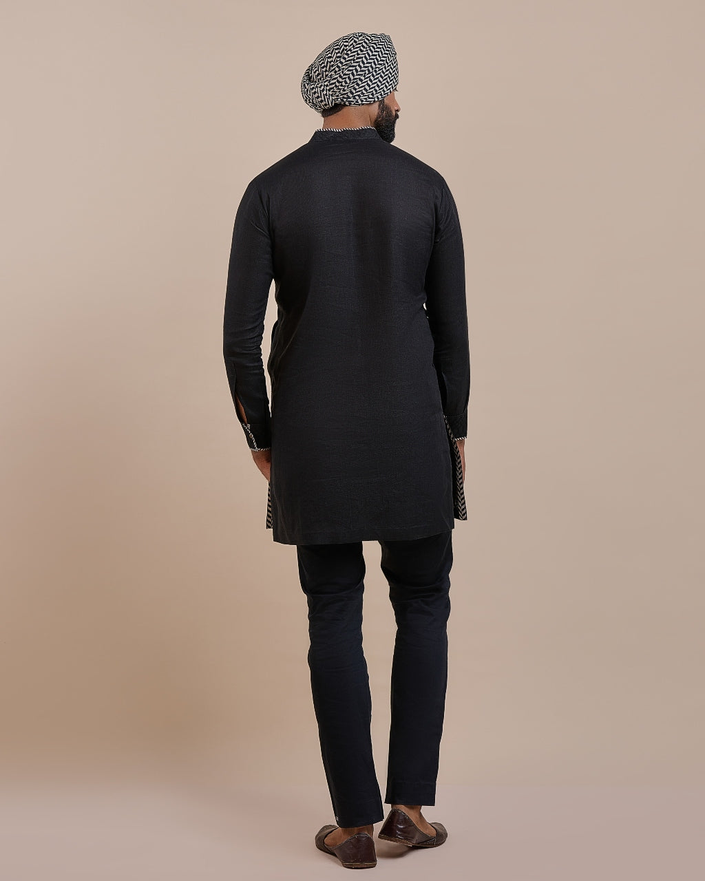 Noir Phoenix Solid Kurta