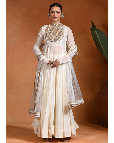 Aabroo Anarkali Set