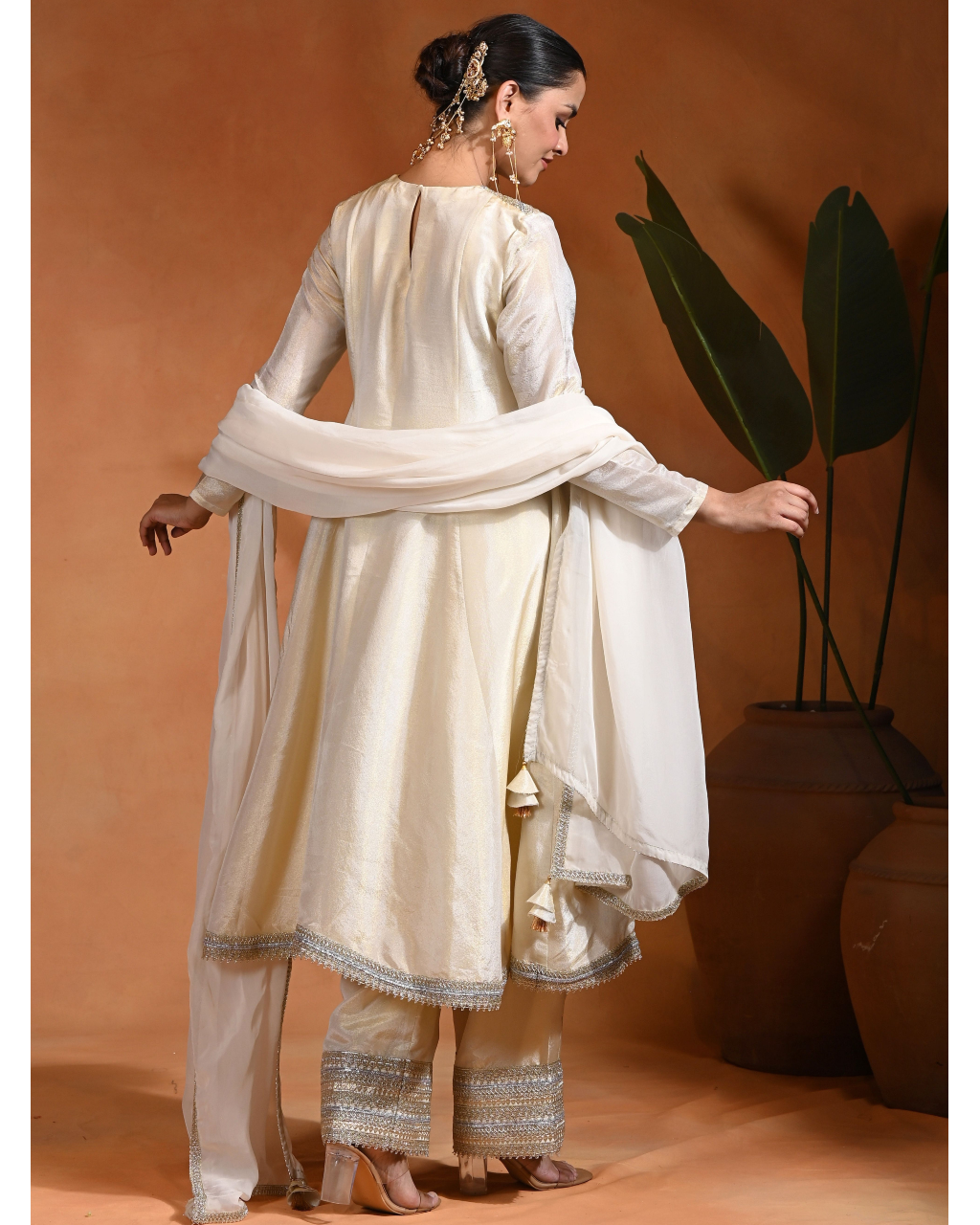Ivory L04 Anarkali Set