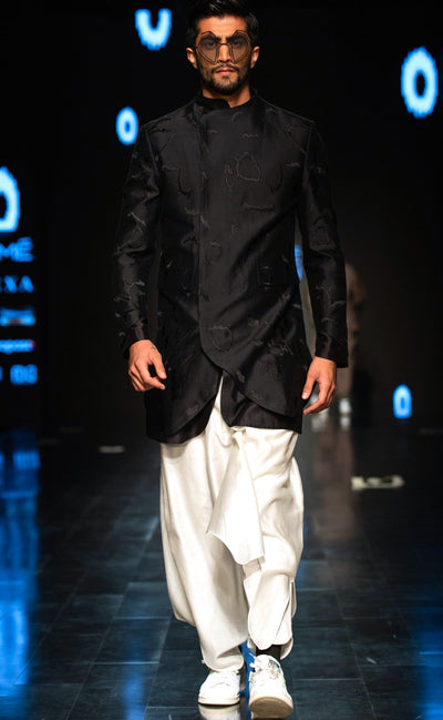 Moth Pattern Embroidered Bandhgala