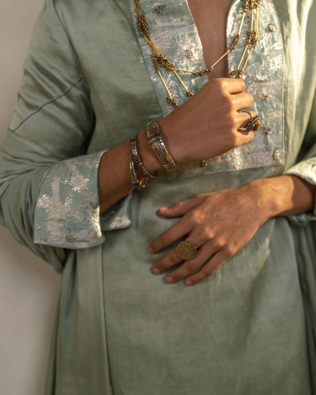 Caravan Kurta Set