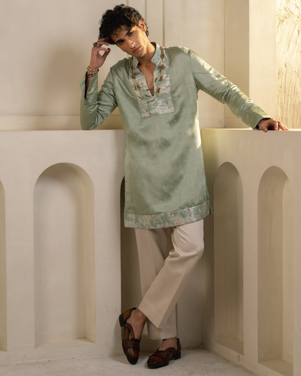 Caravan Kurta Set