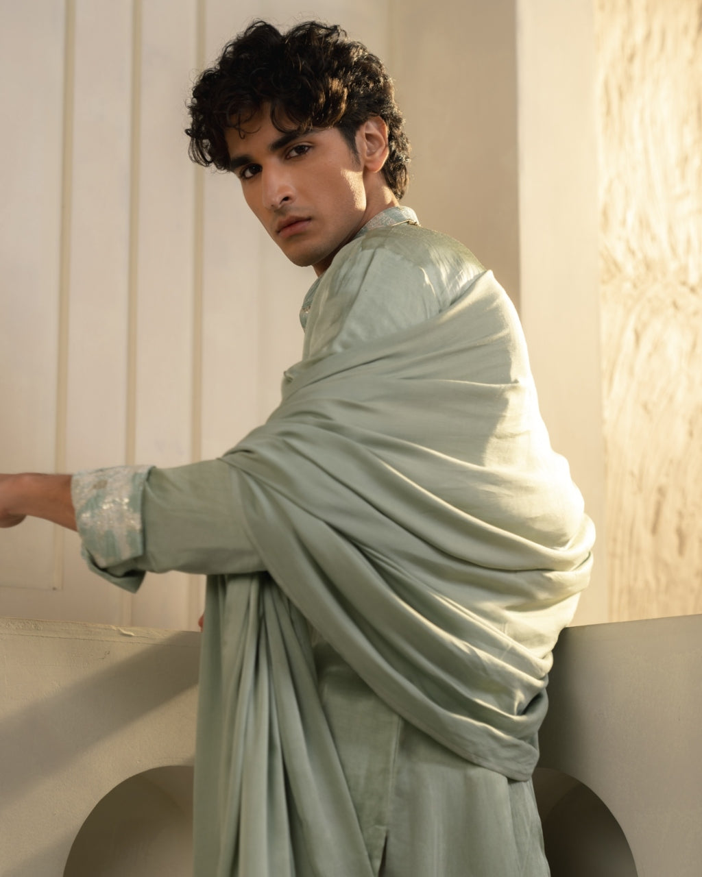 Caravan Kurta Set
