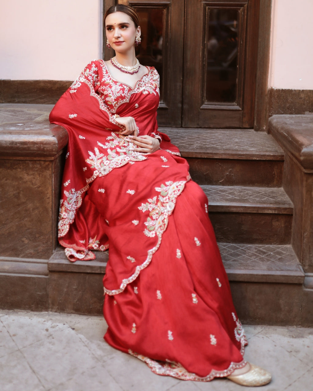 Red Floral Scallop Sari Set