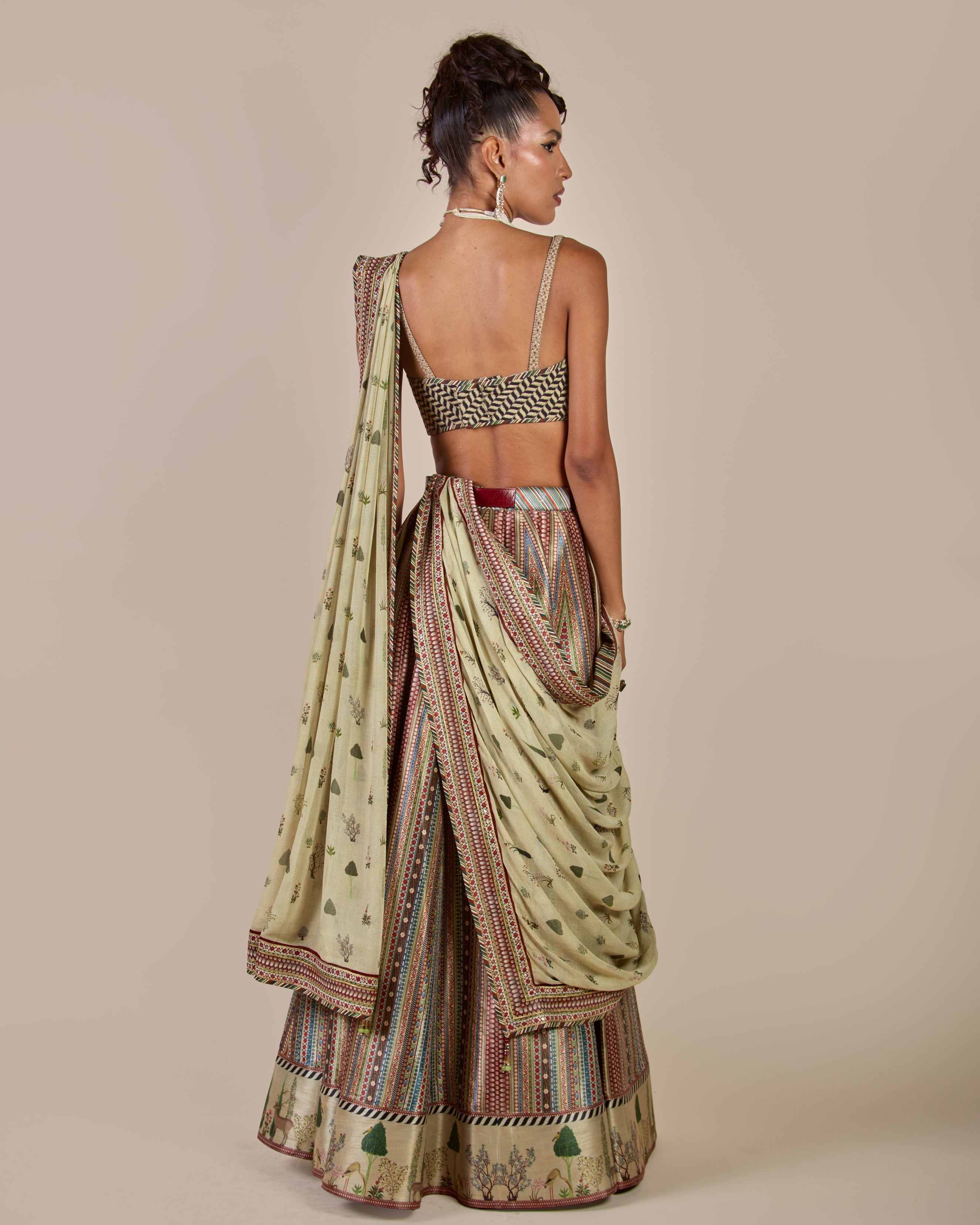 Crème Ivory - Multi Hued Skirt Set