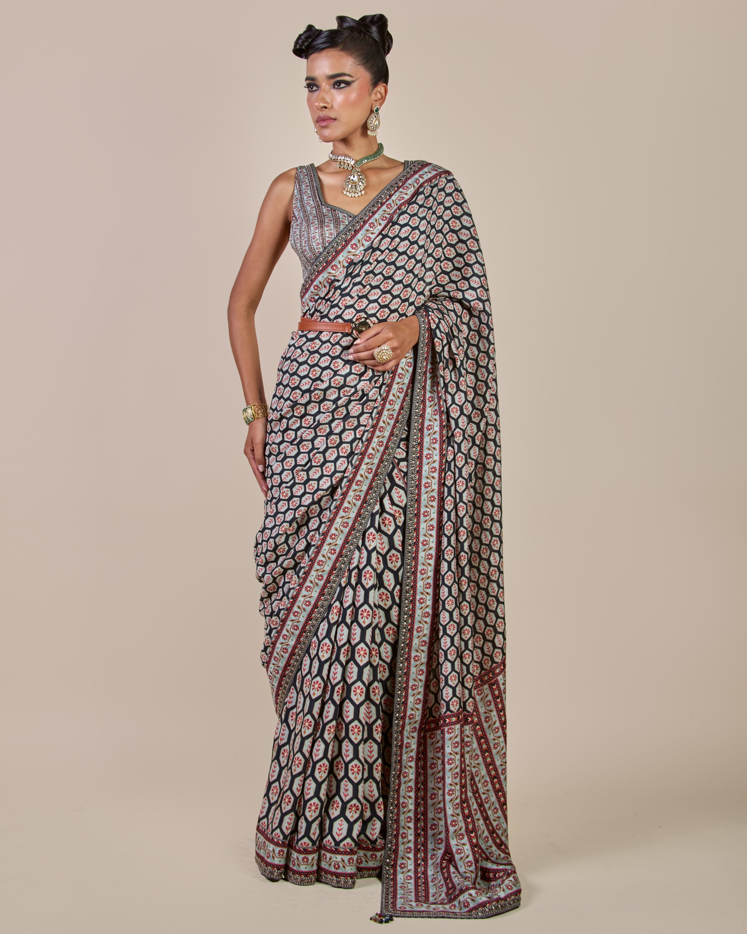 Midnight Blue - Ivory Sari Set