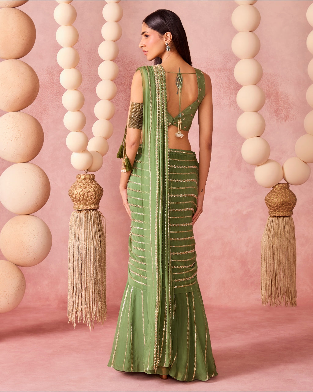 Naira Sari Set