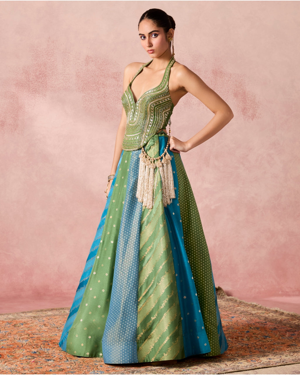 Jugnu Jamewar Lehenga