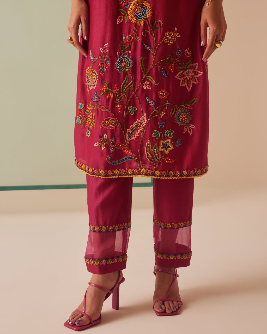 Fuchsia Chanderi Threadwork Kurta Set