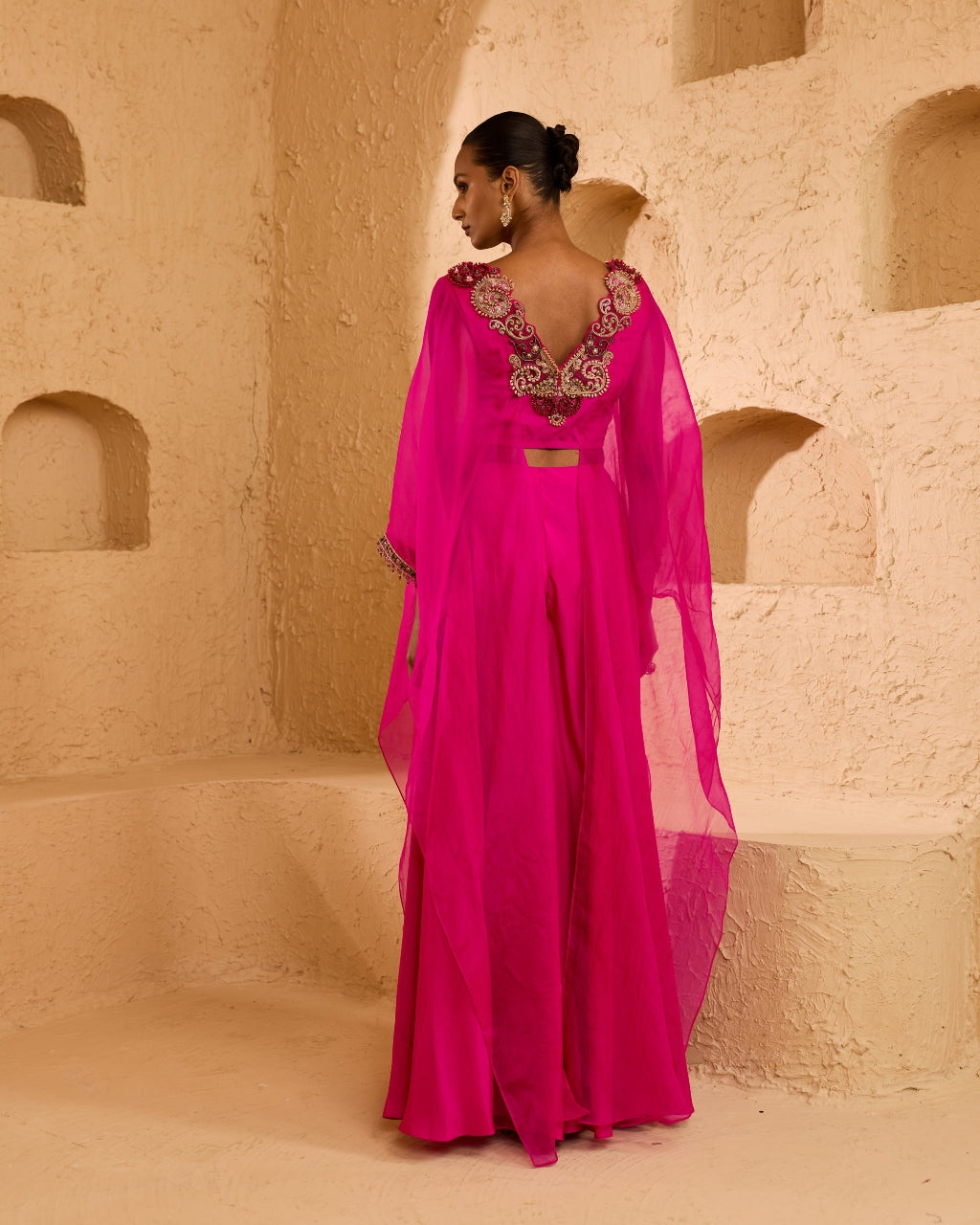Elor Cape Set