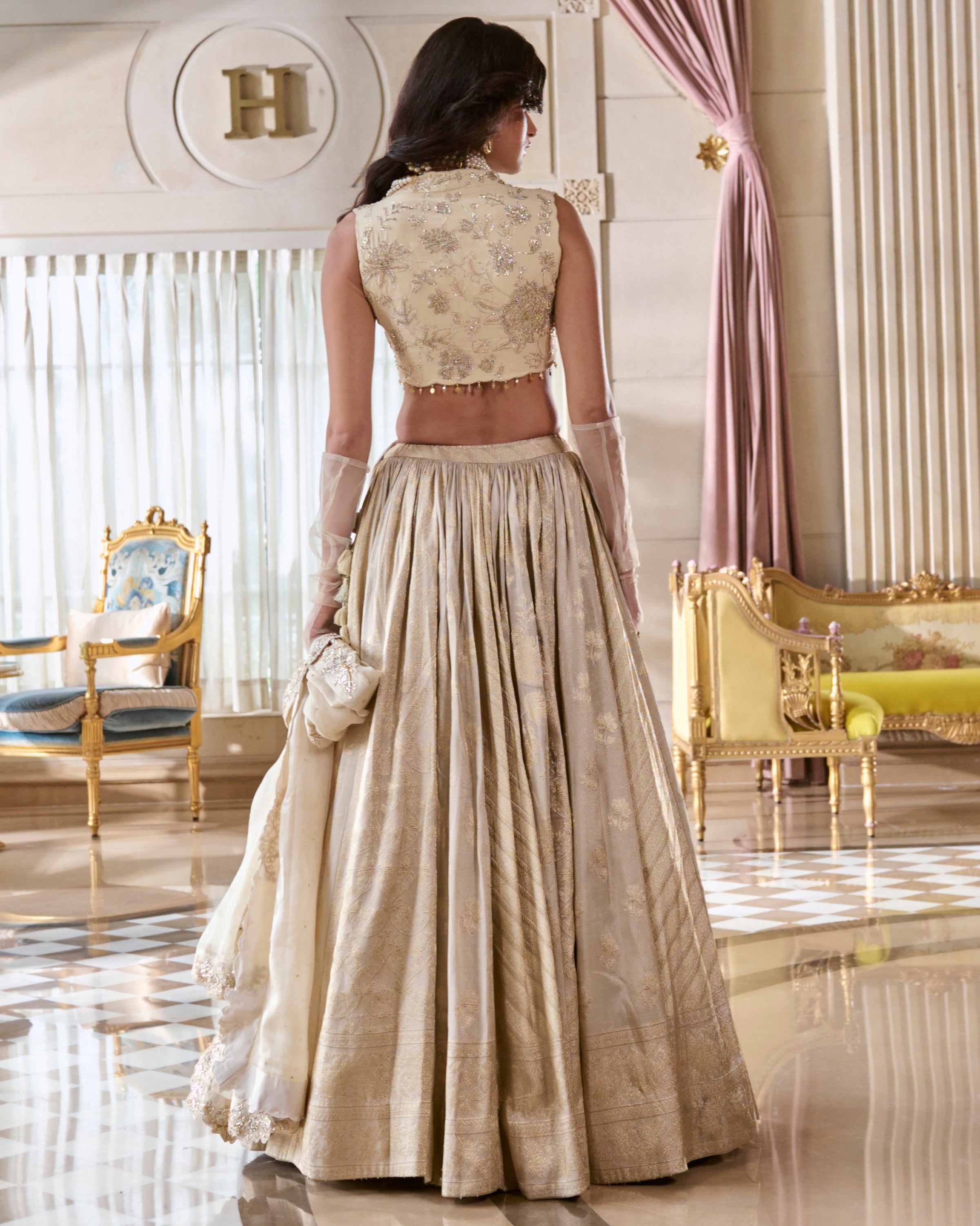 Aruna Lehenga