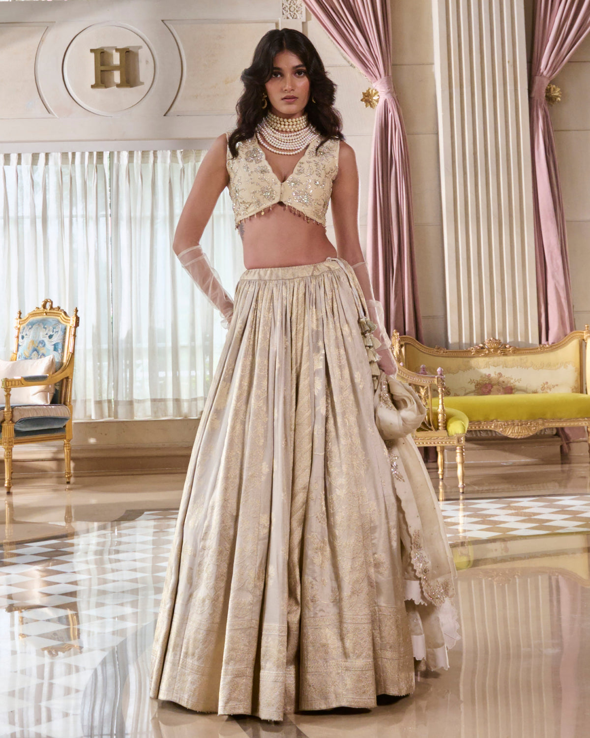 Aruna Lehenga