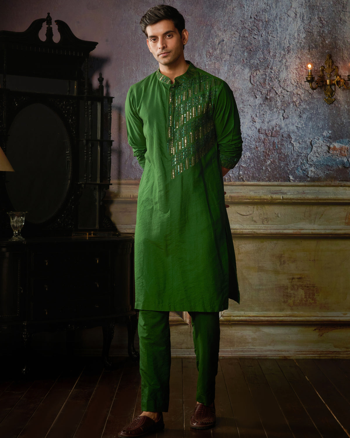 Olive Green One Side Tikki Embroidered Kurta With Olive Green Pants