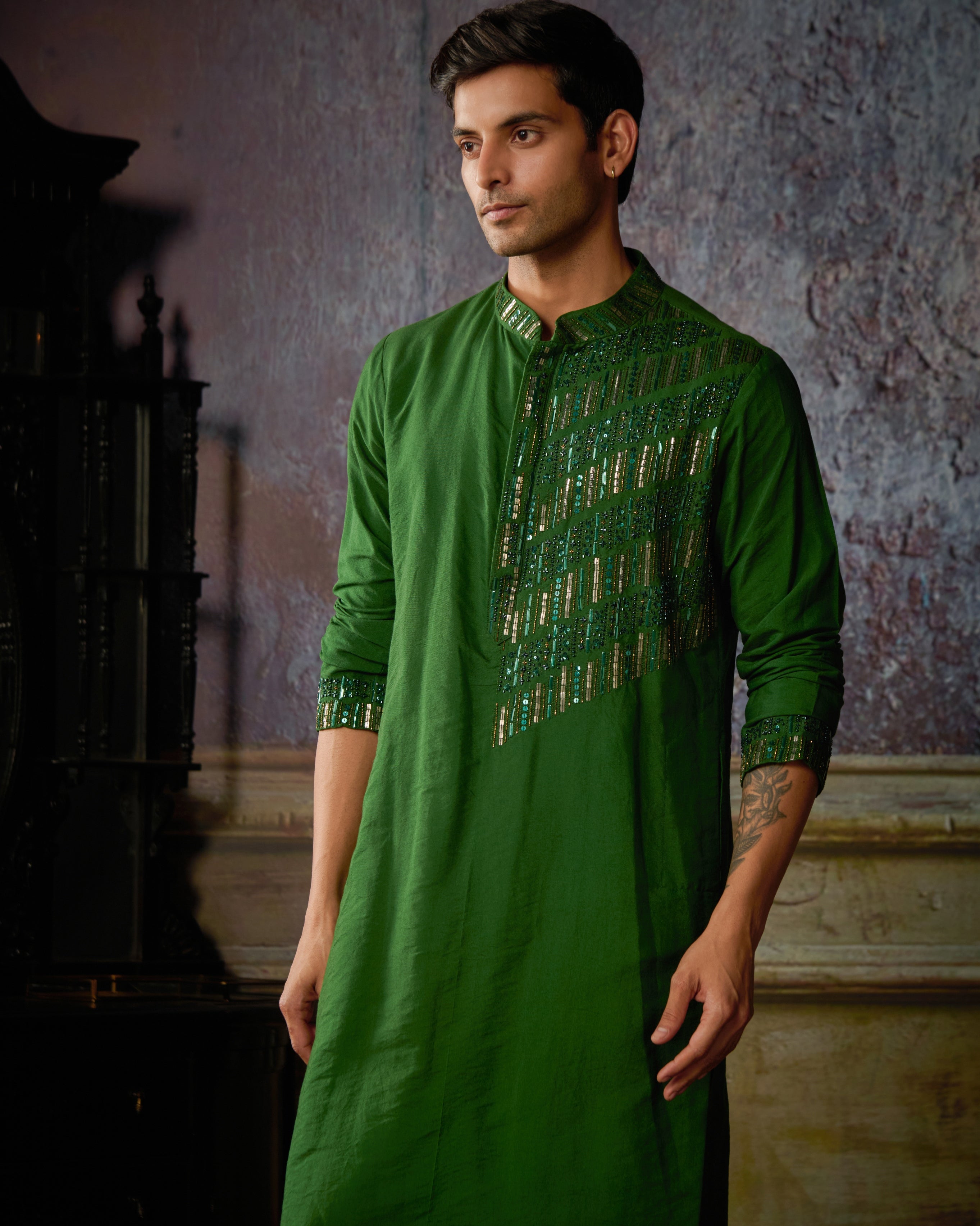 Olive Green One Side Tikki Embroidered Kurta With Olive Green Pants