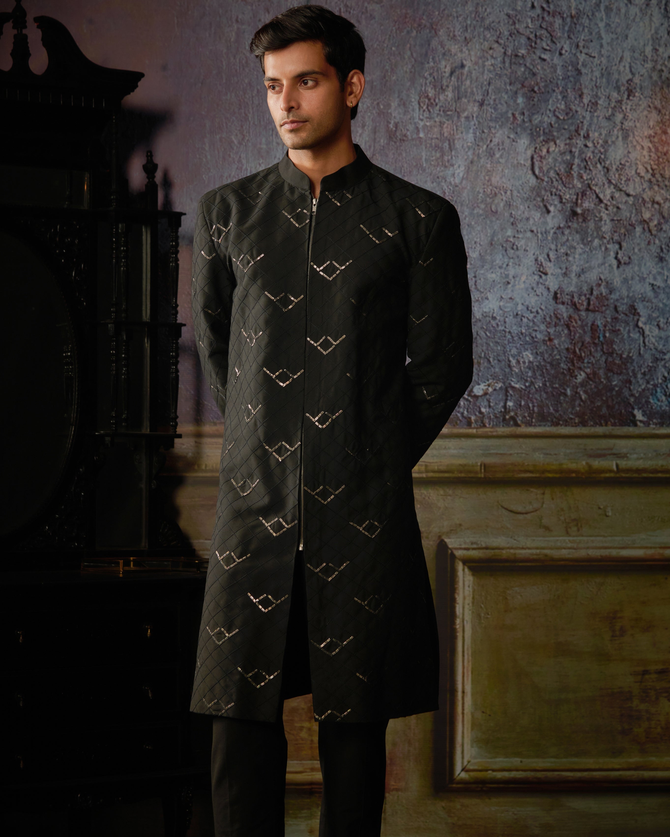 Black Textured With Arrow Embroidered Kurta With Black Pants