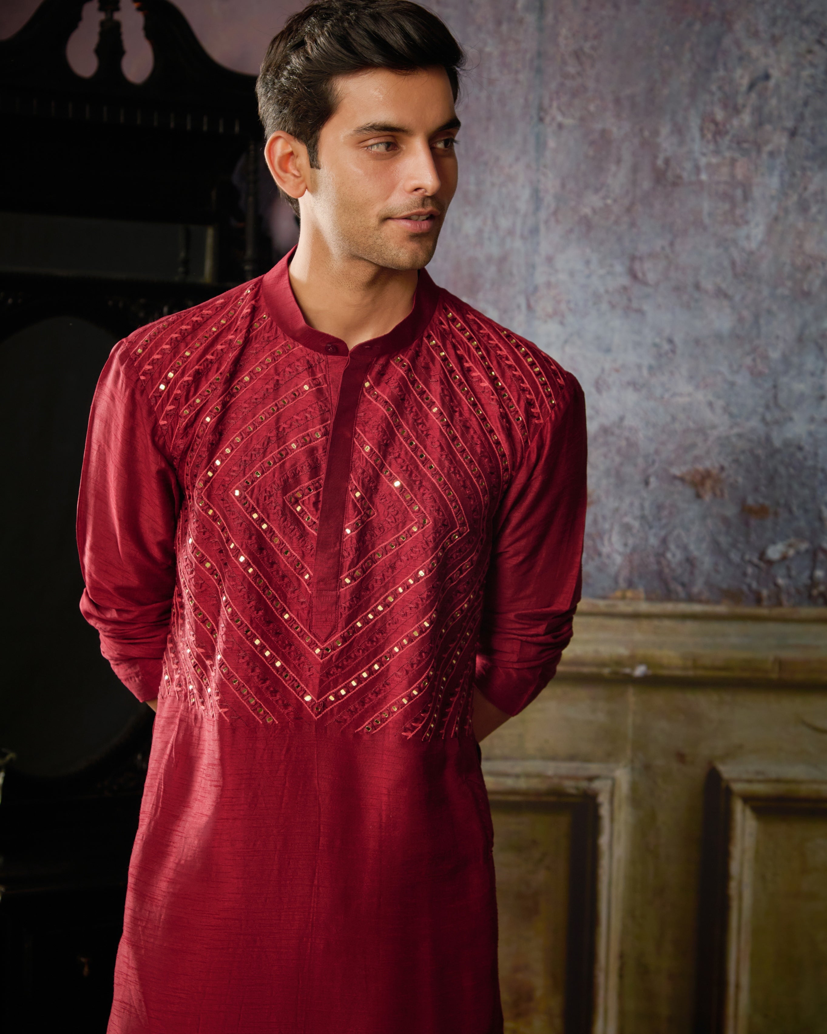 Maroon Thread And Mirror Embroidered Kurta With Maroon Pants