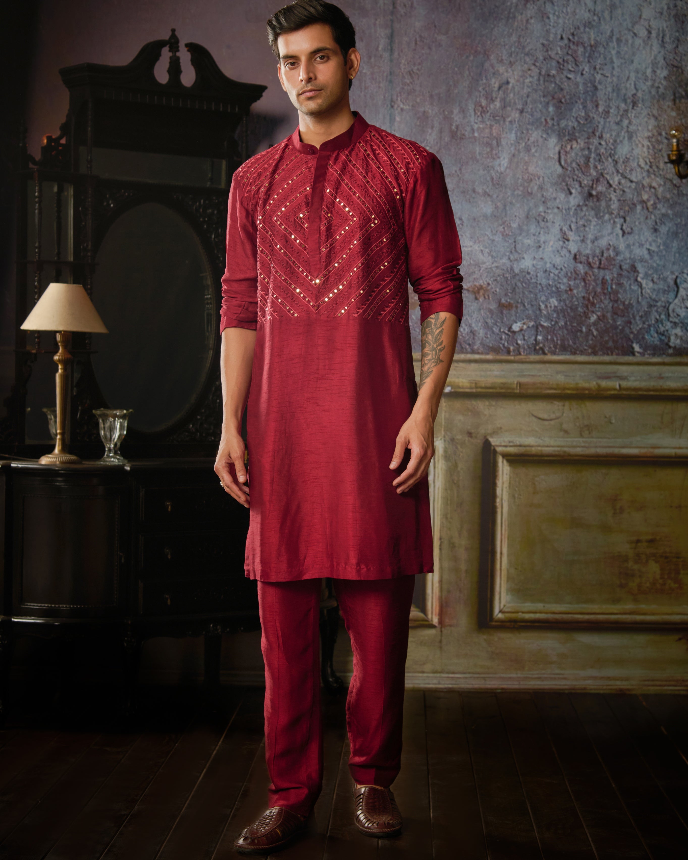 Maroon Thread And Mirror Embroidered Kurta With Maroon Pants