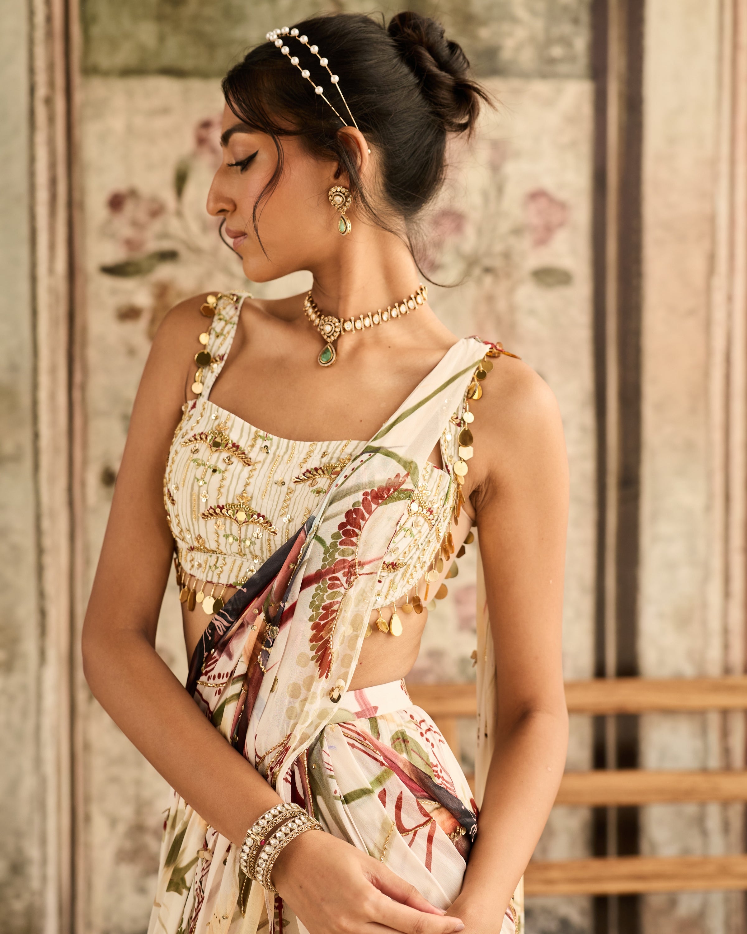 Ivory Floral Leaf Print Sari Set