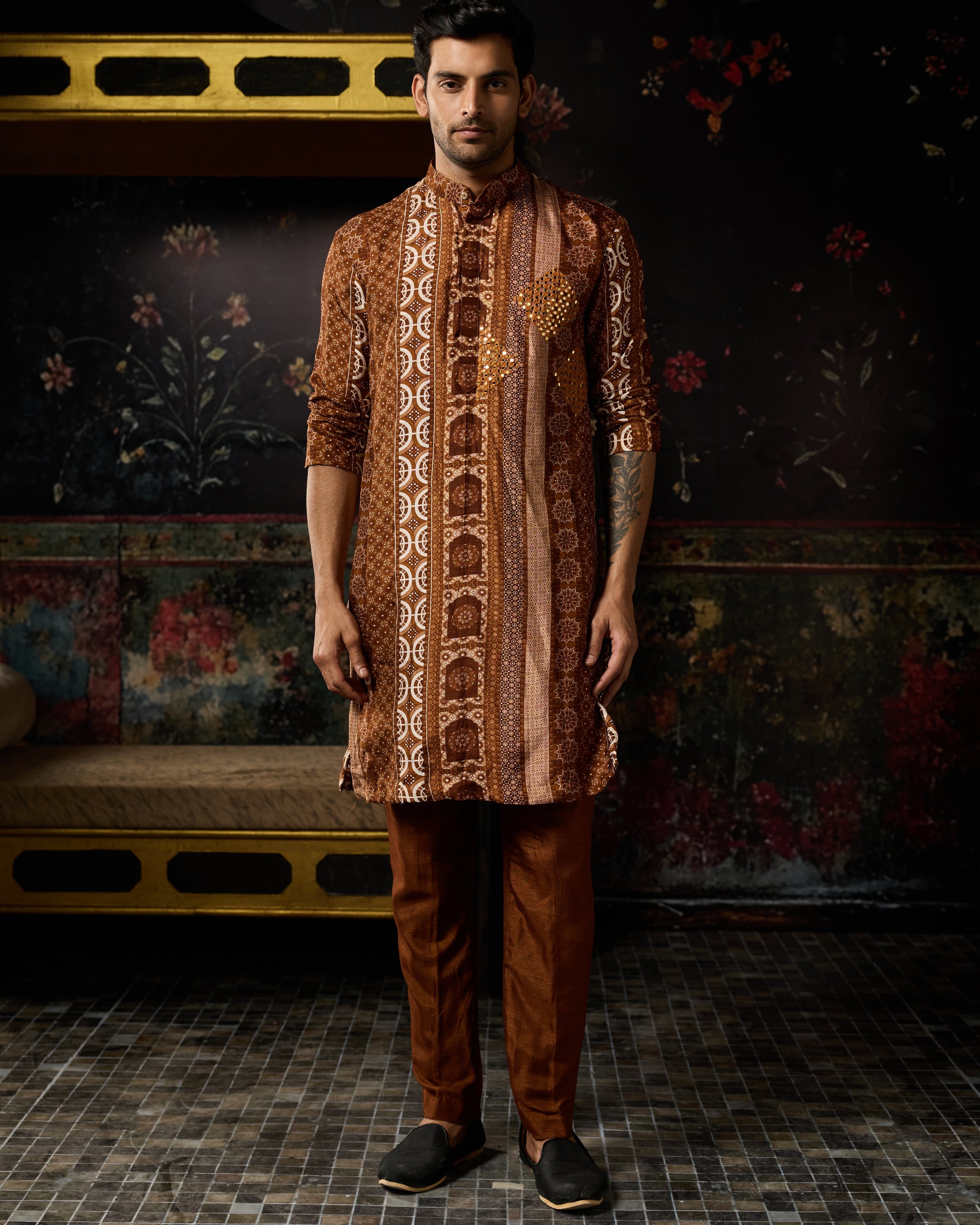 Caramel Print & Highlighted Kurta & Pants Set