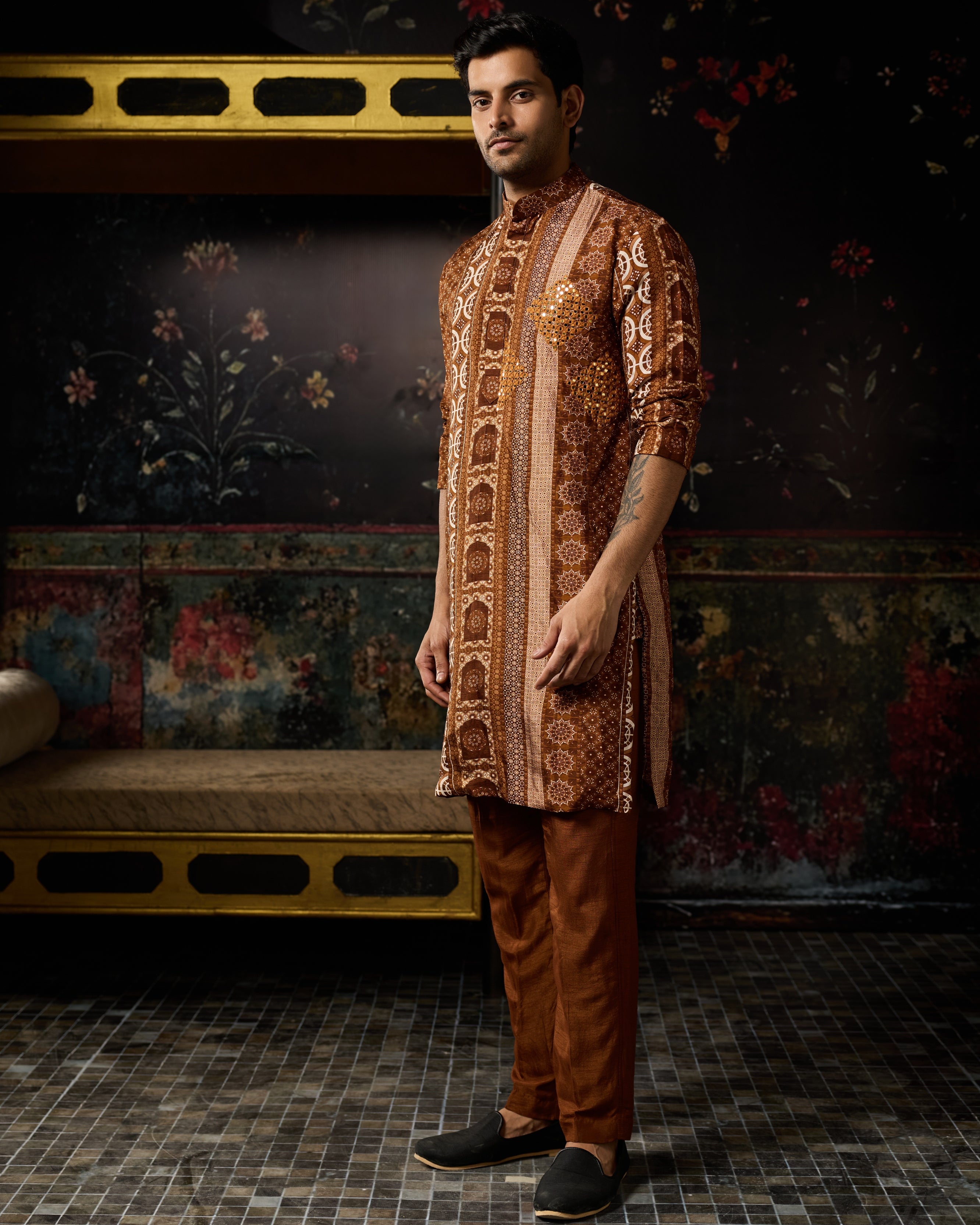 Caramel Print & Highlighted Kurta & Pants Set