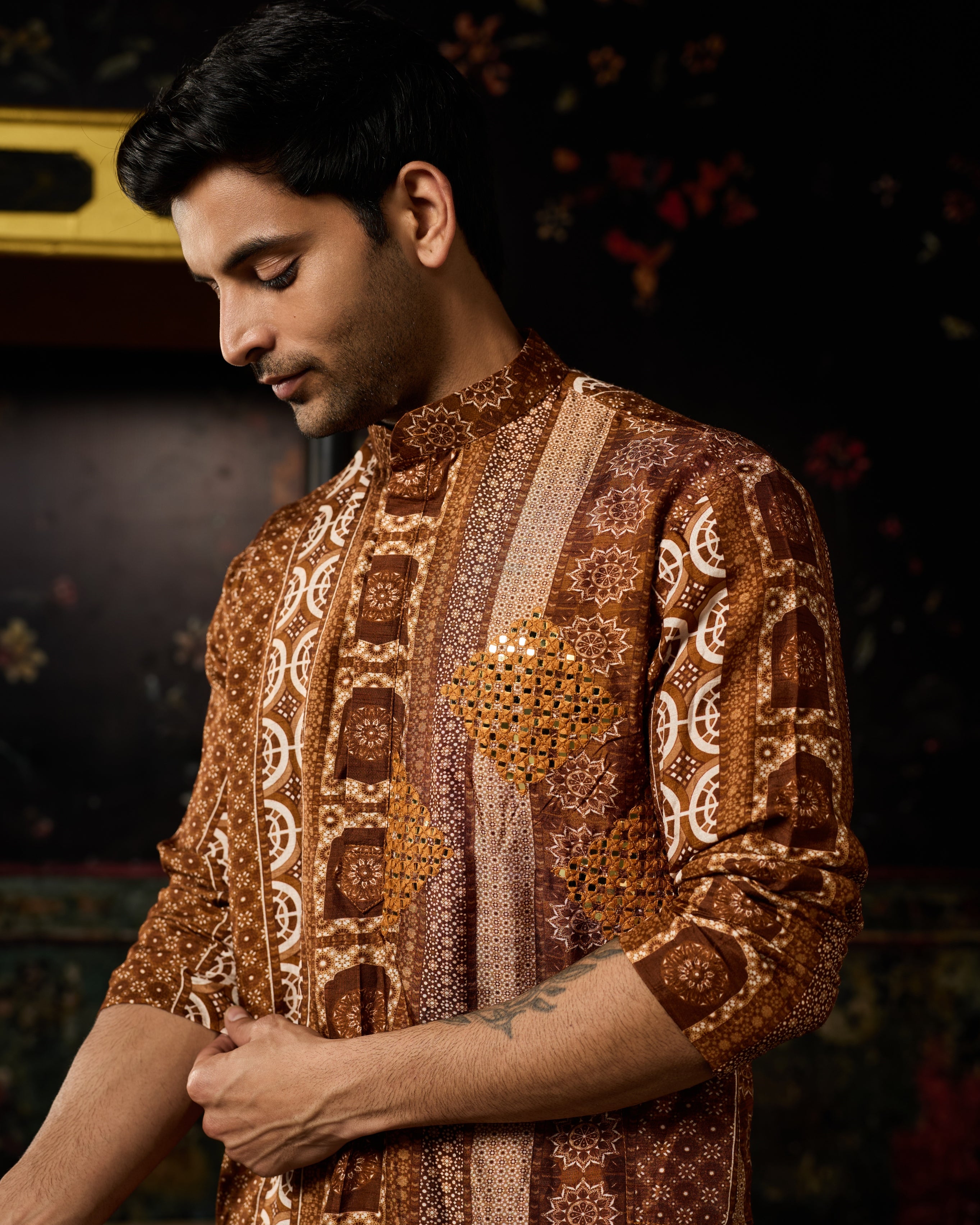 Caramel Print & Highlighted Kurta & Pants Set