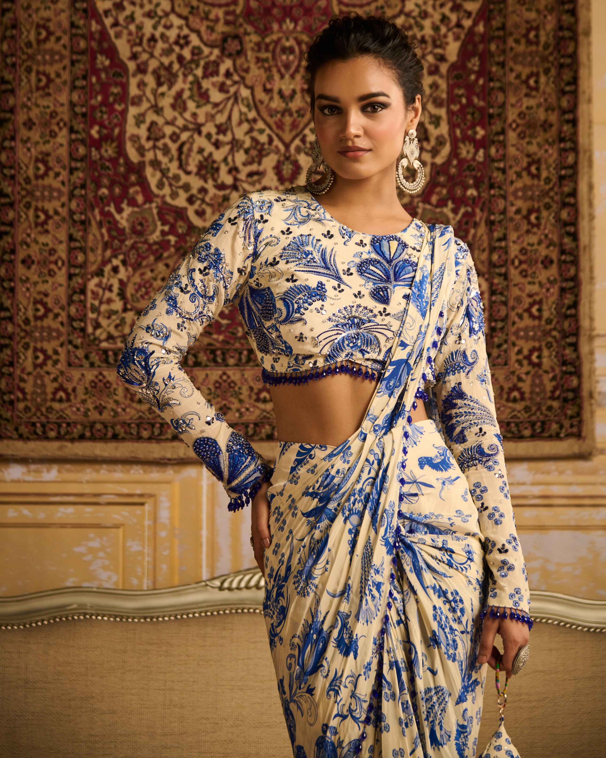 Blue Highlighted Blouse And Dhoti Sari Set