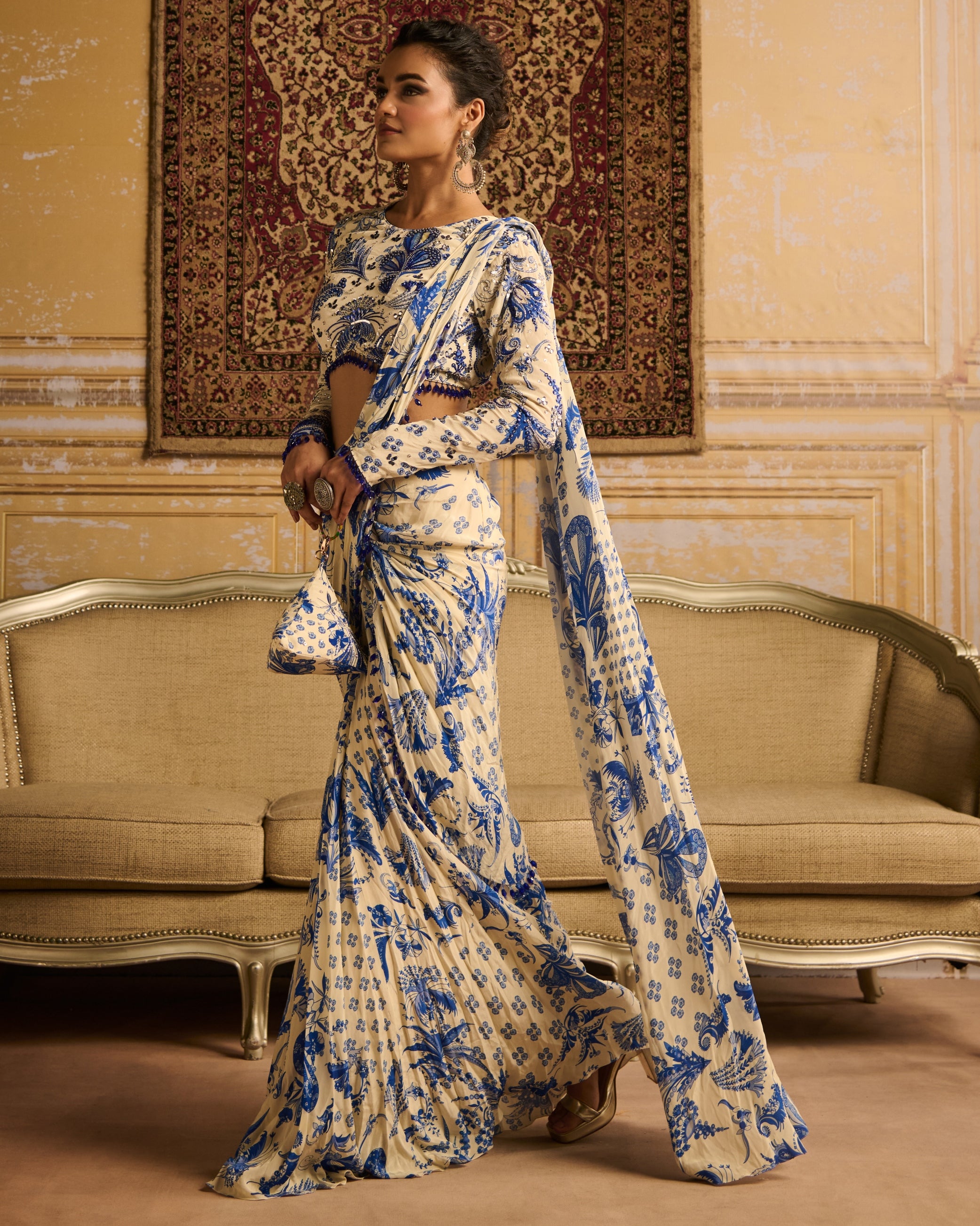 Blue Highlighted Blouse And Dhoti Sari Set