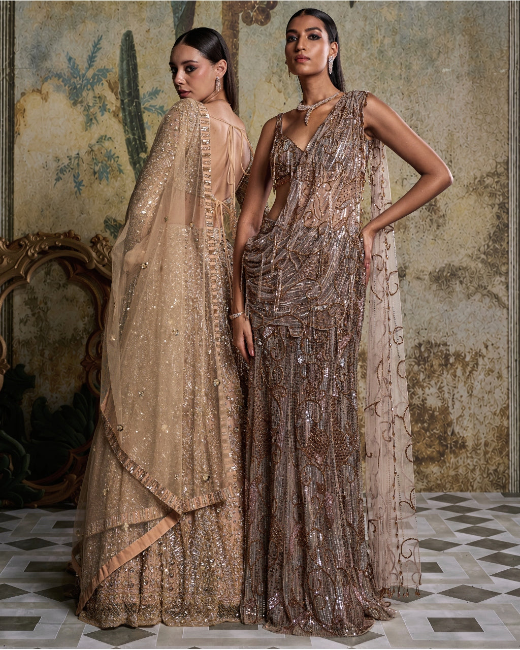 Grey Swirll Embellished & Tassseled Sari Set