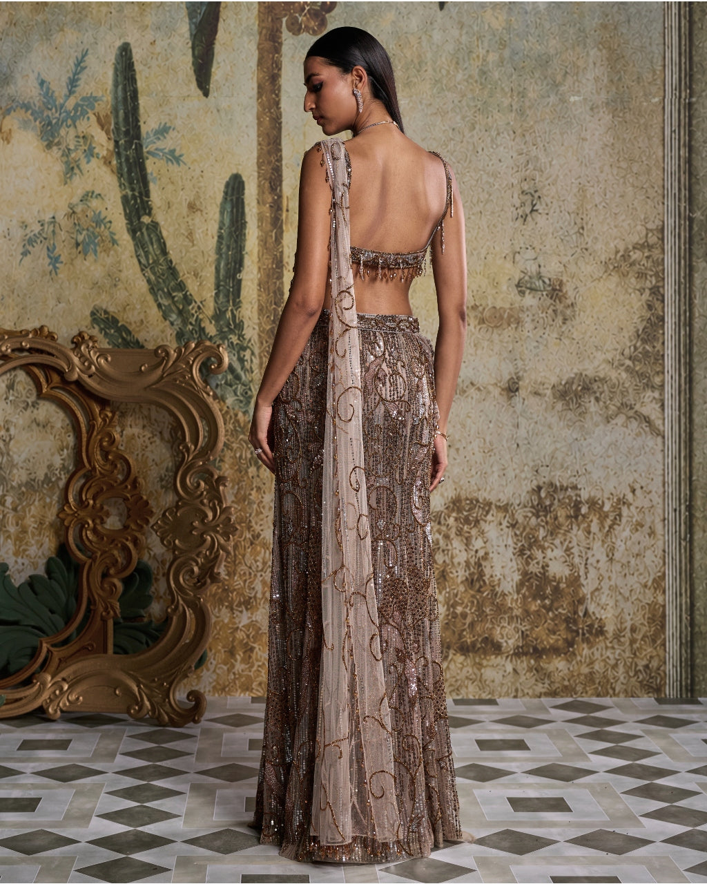 Grey Swirll Embellished & Tassseled Sari Set