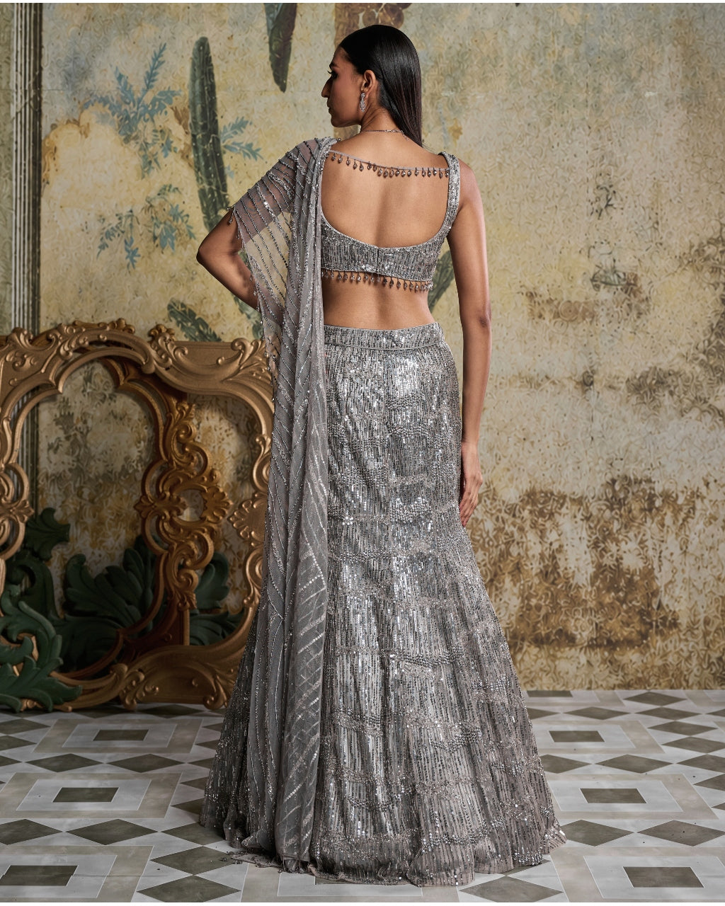 Silver Abstract Sequince Embellished Sari Set
