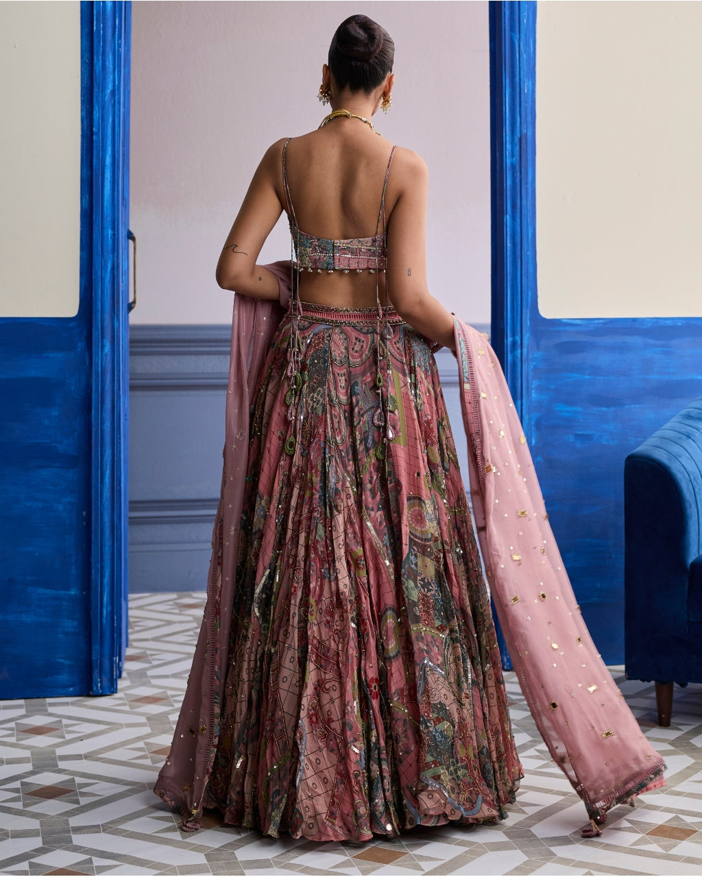 Dusk Pink Highlighted Blouse With Lehenga & Embroidered Dupatta Set