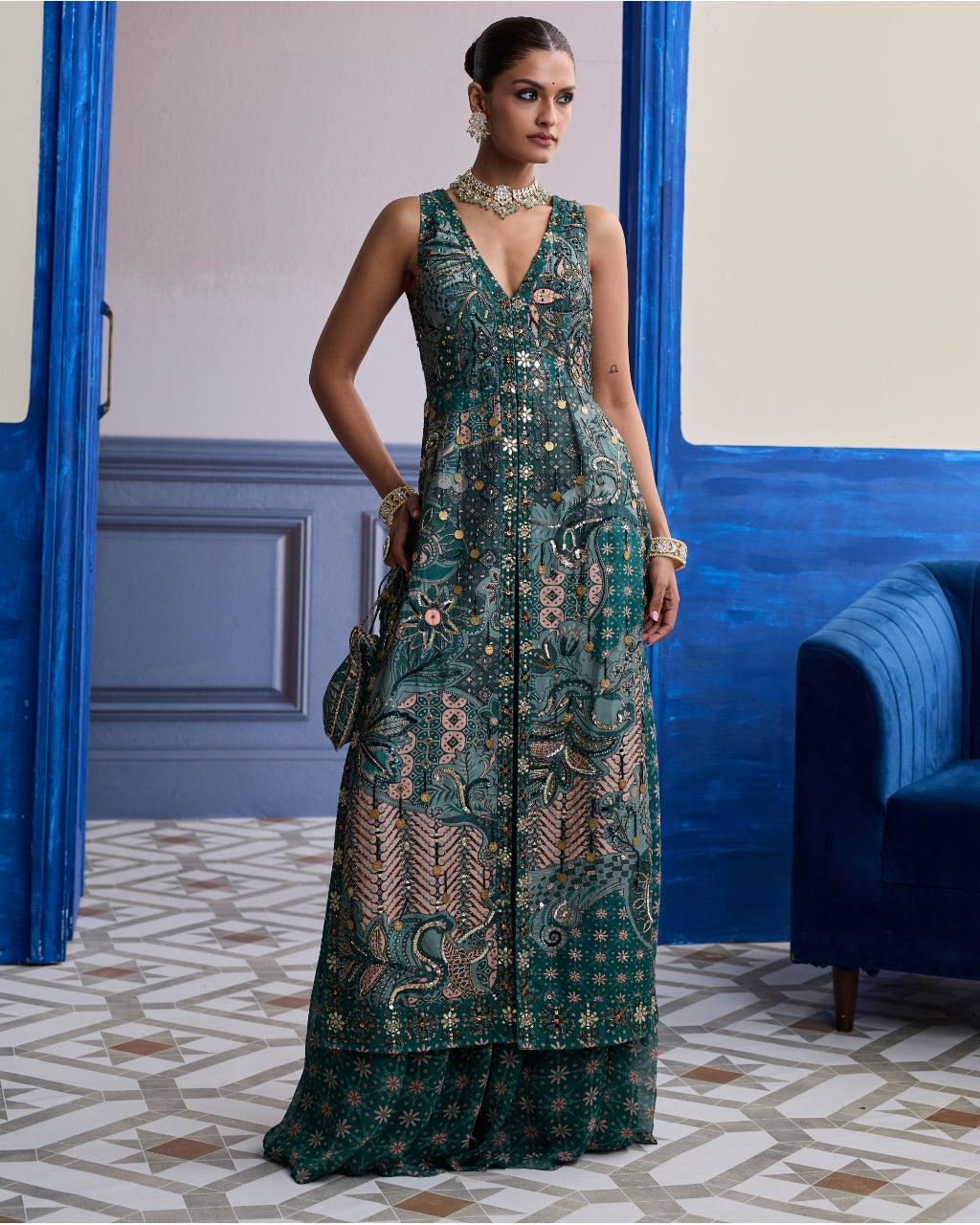 Teal Floral V-Neck Structured Kurti With Flared Pants Set