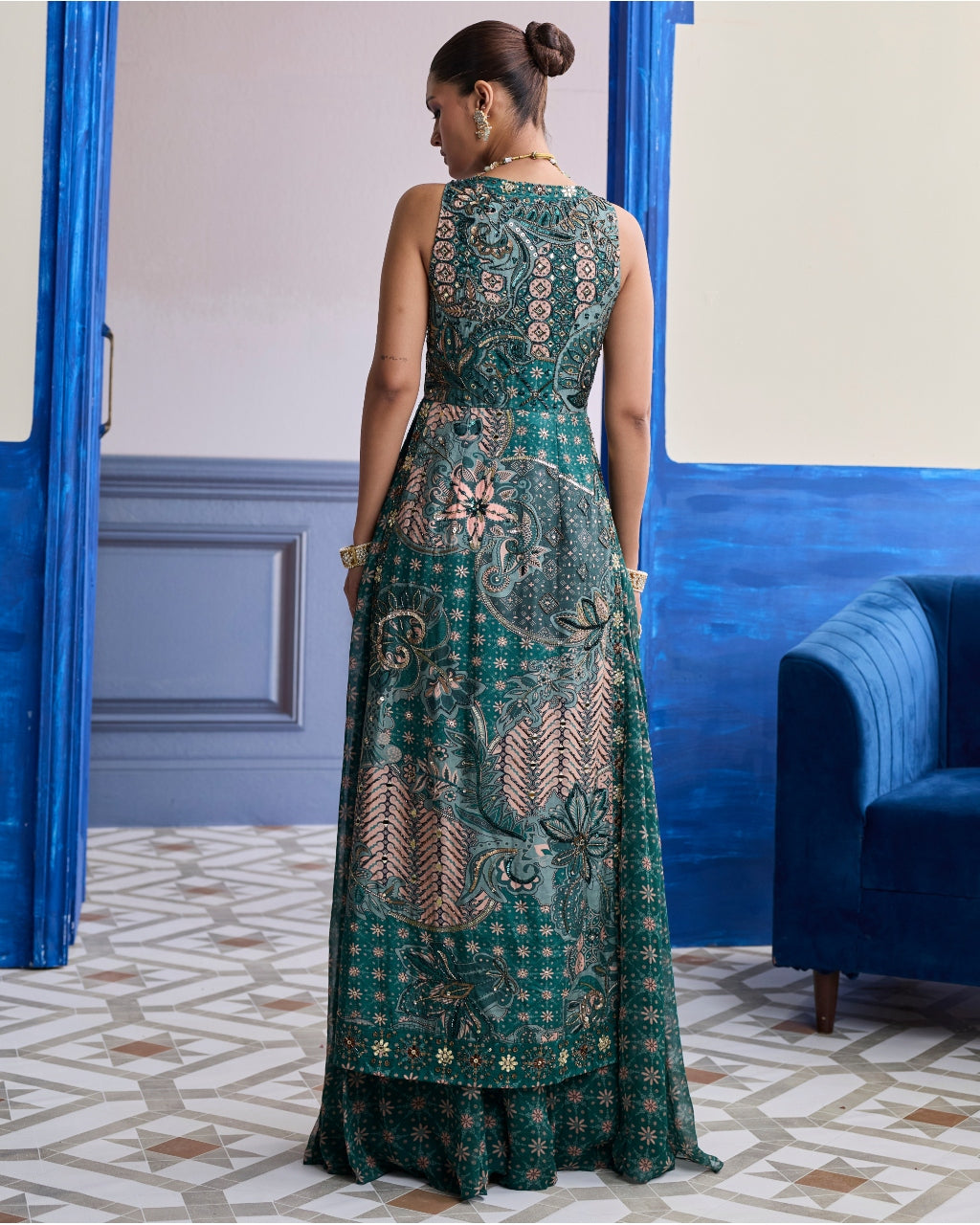 Teal Floral V-Neck Structured Kurti With Flared Pants Set
