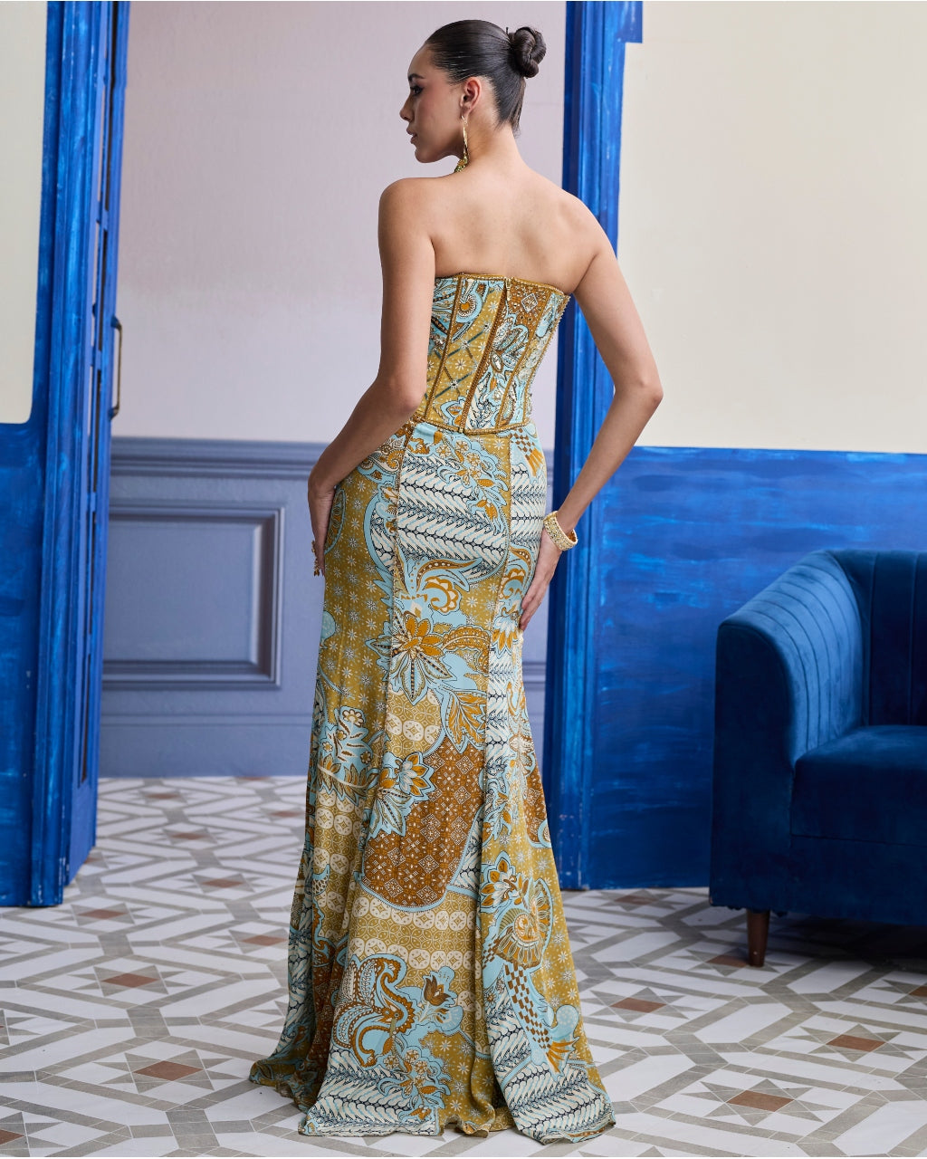 Yellow Structured Corset With Beaded Mermaid Skirt Set