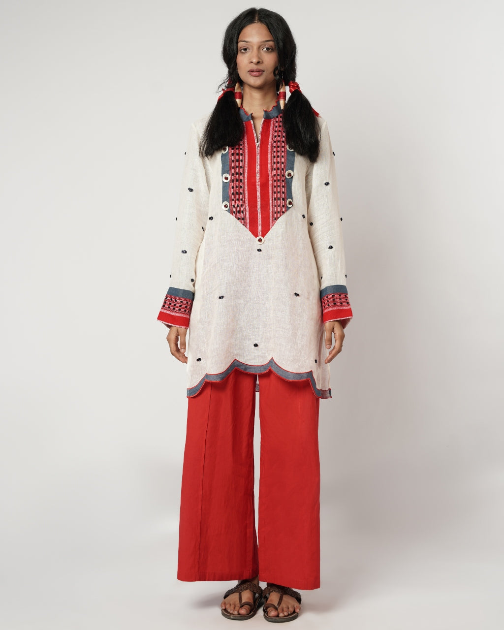 Naga-Yoke Dot Kurta Set