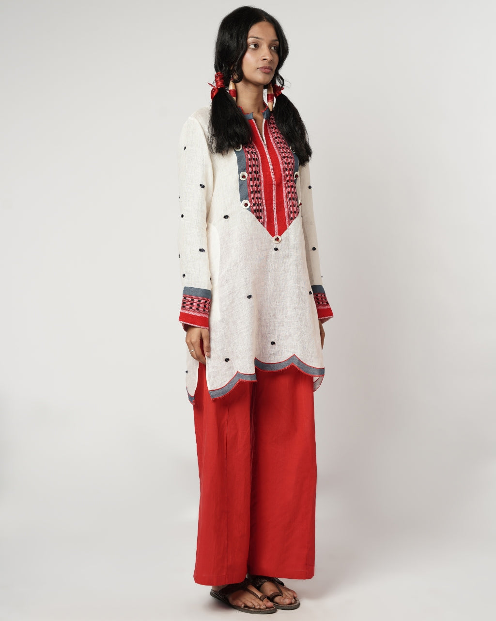 Naga-Yoke Dot Kurta Set