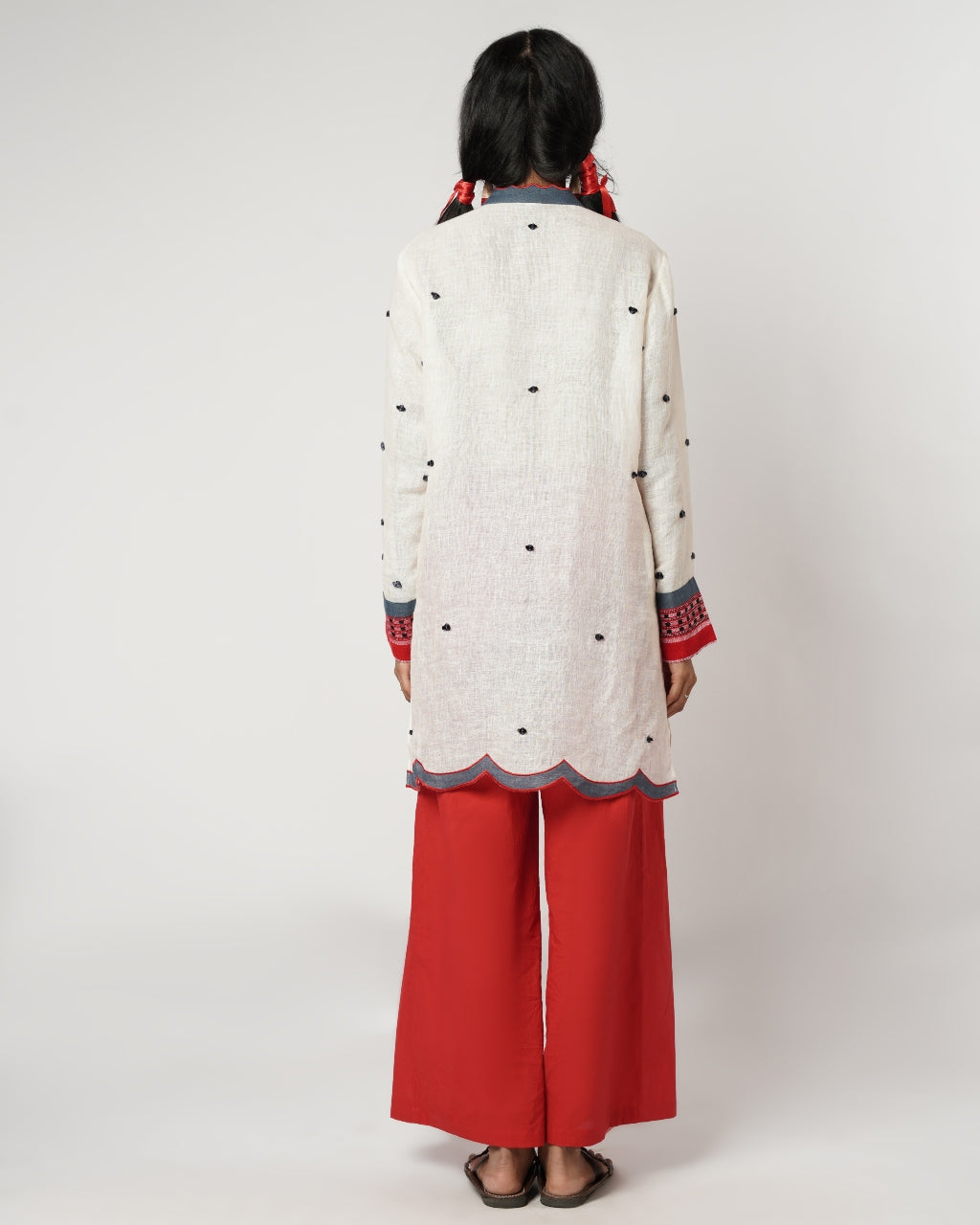 Naga-Yoke Dot Kurta Set