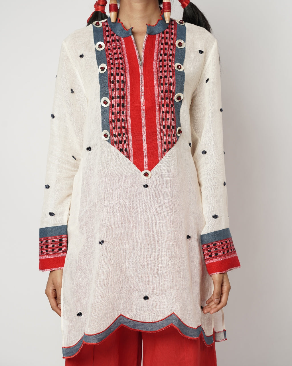 Naga-Yoke Dot Kurta Set