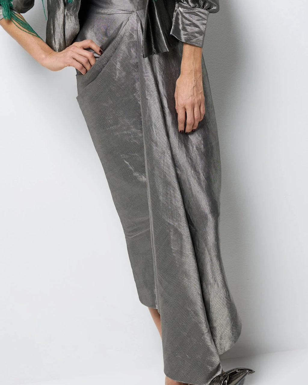 Daphne Silver Black Skirt Set