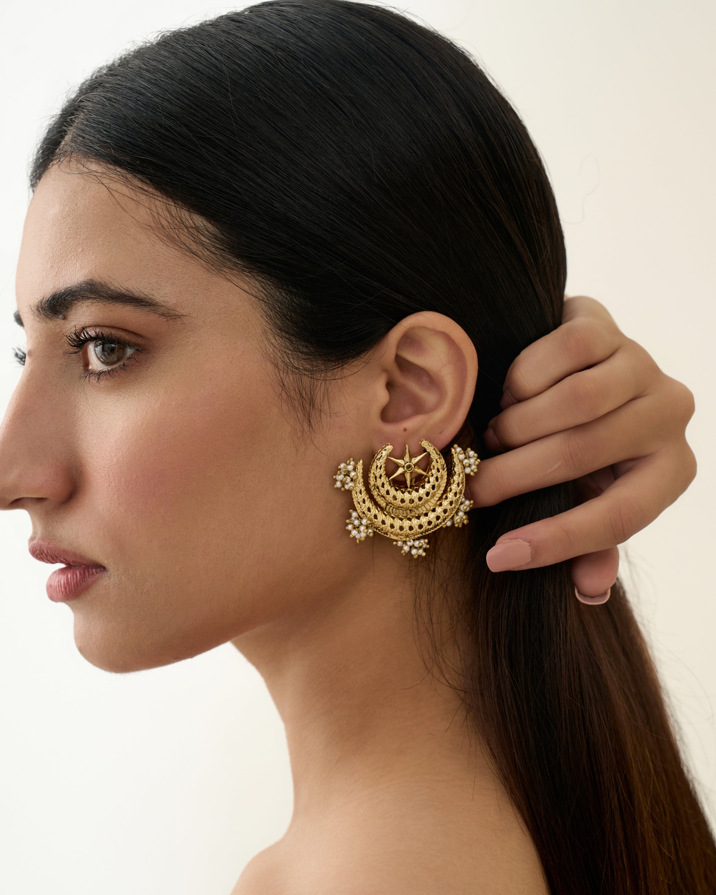 Mini Chand Raag Studs