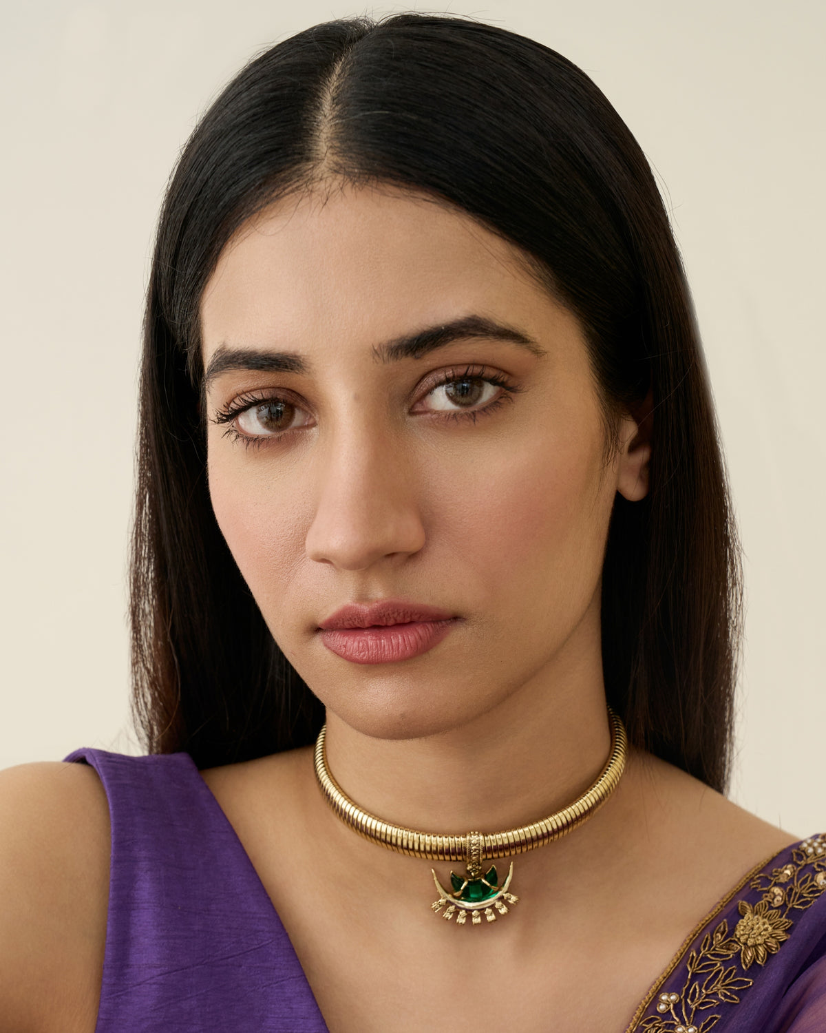 Basra Zamrud Choker